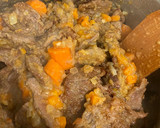 Foto del paso 2 de la receta: Guiso de Ternera y Setas (versión del Fricandó de Ternera)