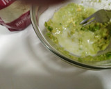 Foto del paso 2 de la receta: Crema de cacao con aguacate o caqui