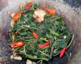 Foto langkah ke 6 dari resep Cah kangkung no kecap.