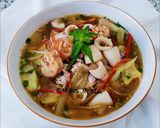 Hình bước làm 3 của món Canh chua tôm mực