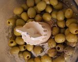 Foto del paso 2 de la receta: Tapenade de aceitunas verdes vegano
