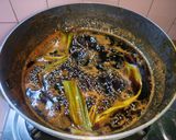 Foto langkah ke 3 dari resep Sirup Gula Merah Kental.