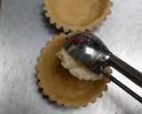 Foto langkah ke 6 dari resep Hongkong Style Coconut Tart.