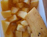 A picture of step 1 of Fresh Pineapple smoothie.