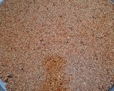 A picture of step 4 of Til & peanut crush chikki.