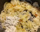 A picture of step 3 of Onion and Beer Soup.