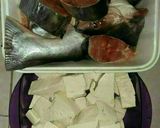 Foto langkah ke 1 dari resep Patin Tahu Kuah Kuning.