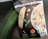 Une image de l'étape 1 de Risotto aux courgettes safranées.