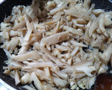 Foto del paso 4 de la receta: Setas al ajillo!!😋🍄🍴