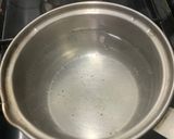 A picture of step 4 of Steamed and fried Sawaiyyan.