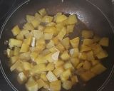 Foto del paso 1 de la receta: Puré de calabacín a la cerveza con tortilla