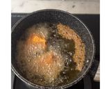 Foto langkah ke 3 dari resep Ayam Goreng Kremes.