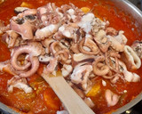 Foto del paso 7 de la receta: Pulpitos con salsa de tomate