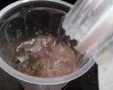 A picture of step 2 of Roohafza Mojito.