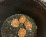 A picture of step 2 of Creamy tomato pasta / meatballs.