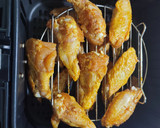 Foto del paso 2 de la receta: Alitas de pollo con patatas fritas (Airfryer)