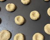 Foto del paso 3 de la receta: Galletitas de harina de almendra y coco rallado