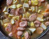 Foto langkah ke 3 dari resep SOP CAMPUR Tahu Sosis.