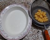 A picture of step 4 of Meethi phulki chana chaat.