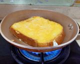 Foto langkah ke 4 dari resep French Toast Saus Keju.