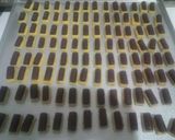 Foto langkah ke 10 dari resep Chocostick Cookies ala Bu Fatmah Bahalwan.