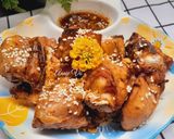 Hình bước làm 1 của món Cơm nhà với chả cá và cải bó xôi