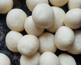 सूजी के गोलगप्पे (Suji ke golgappe recipe in Hindi) रेसिपी चरण 3 फोटो