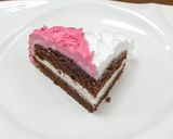 A picture of step 8 of Valentine special Rose 🌹 cake 🍰 with chocolate..