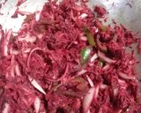 A picture of step 3 of Cheesy Beetroot Sandwich.