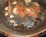 Foto langkah ke 6 dari resep Ayam bawang berempah.