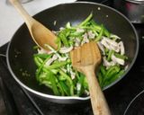 A picture of step 5 of Chinese Easy Green Pepper Pork.