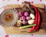 Foto langkah ke 2 dari resep Sambal goreng kentang praktis.