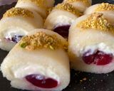 A picture of step 10 of Mozzarella and Semolina Roll Cake.
