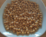 Foto del paso 1 de la receta: Potaje de garbanzos y mariscos