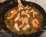 Une image de l'étape 18 de Soupe asiatique aux nouilles de saba, crevettes, légumes et menthe.