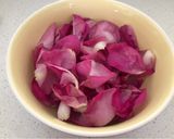 Foto del paso 3 de la receta: Ensalada de rosas y choclitos