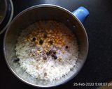 A picture of step 1 of Upma Kozhakattai (rice Dumplings).