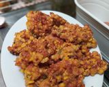 Foto langkah ke 7 dari resep Perkedel Jagung Udang.