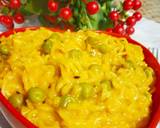 Egg Peas Maggi recipe step 2 photo