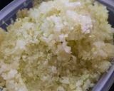 A picture of step 1 of Kac'chay gosht ki biryani.