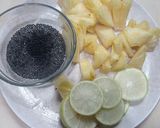 Foto langkah ke 1 dari resep Setup nanas selasih.