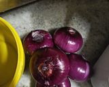 A picture of step 2 of Punjabi Paneer Makhani.