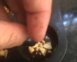 Foto del paso 3 de la receta: Tabletitas de chocolate con castañas 🤪🤪