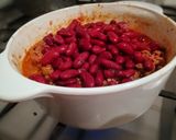 صورة لخطوة 2 من وصفة صلصلة اللحم المفروم الحارة بالفاصوليا الحمراء /chili con carne