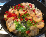 Foto del paso 2 de la receta: Pollo en salsa