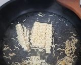 Foto langkah ke 1 dari resep Indomie kuah kari ayam.
