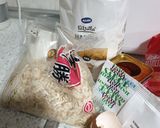 A picture of step 1 of Shrimp Fritters with Dried Shrimp.