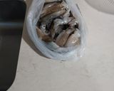 Foto del paso 1 de la receta: Chipirones rellenos en su tinta