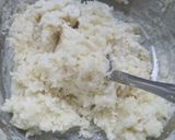 Foto langkah ke 2 dari resep Cireng Isi Ayam Suwir Pedas.
