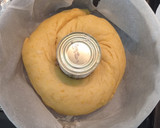 Foto del paso 3 de la receta: Roscón de reyes relleno de crema pastelera con leche condensada